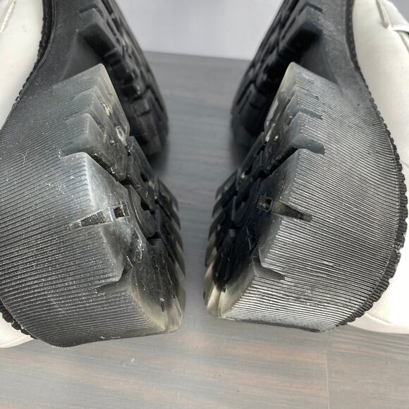 Gabrielle Union Y2K Chunky Platform Loafer Women Size 9 White Lug Sole Academia - Picture 8 of 11